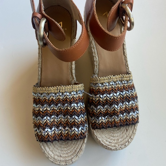 Marc Fisher espadrille wedges - Picture 4 of 7
